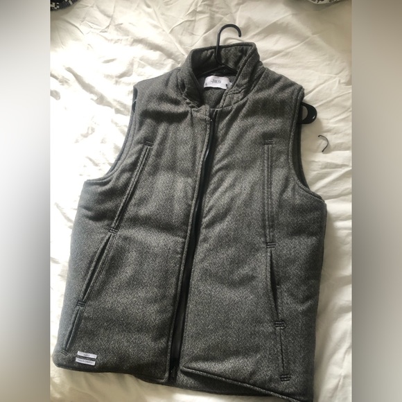 Public Grey wool puffer vest - Picture 5 of 8